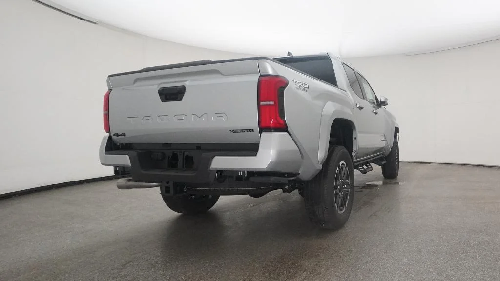 2025 Toyota Tacoma TRD Sport - Photo 9