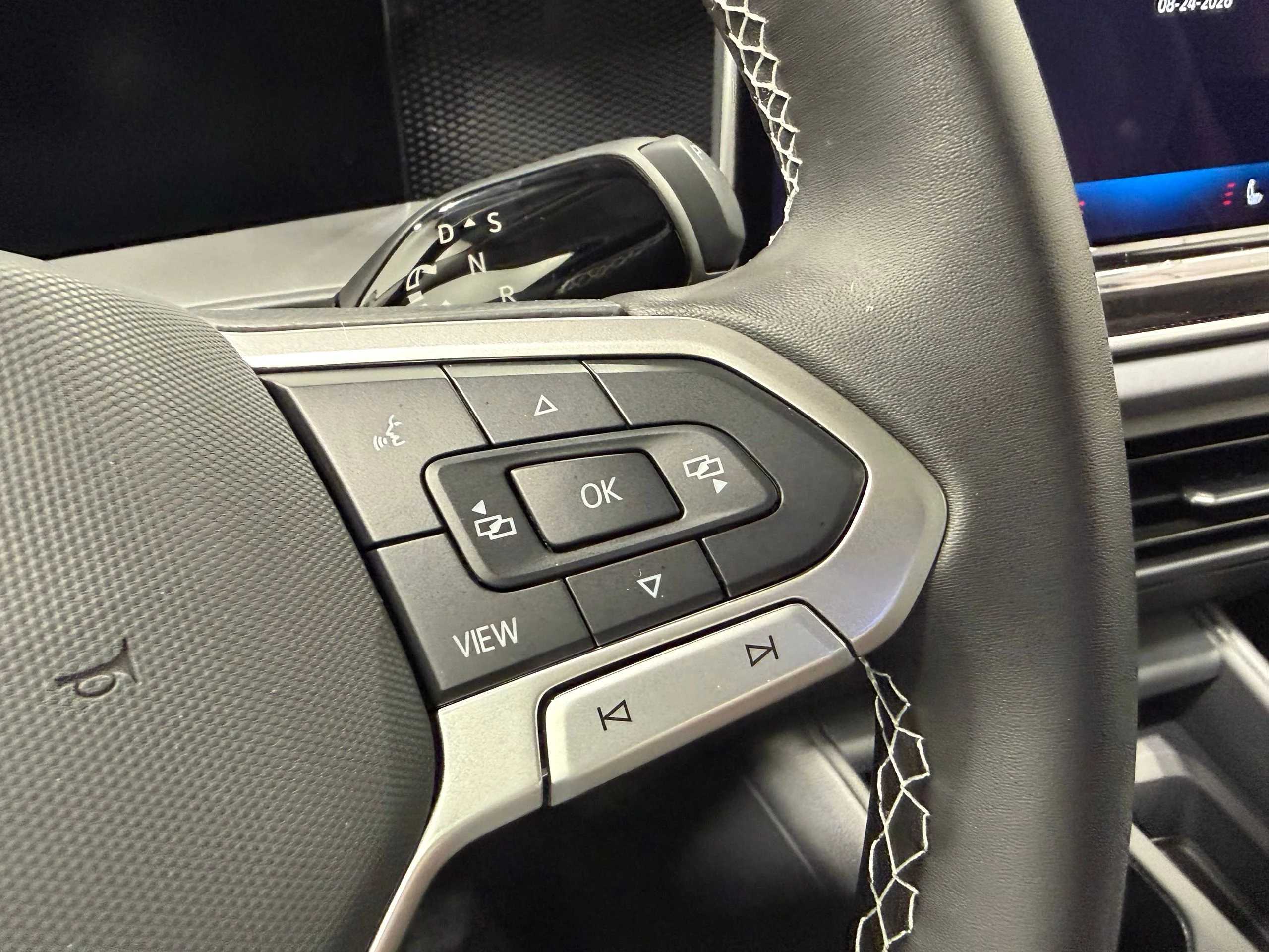 New 2026 Gray Volkswagen 2.0T SE image 37