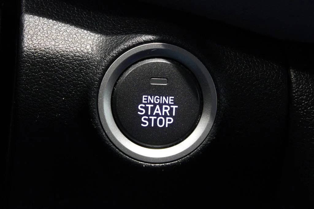 Used 2021 Gray Hyundai SEL image 25