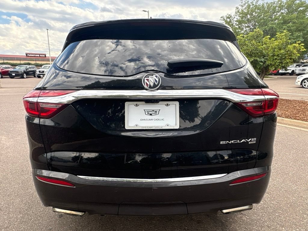 Used 2019 Includes Spectra Gray lower exterior accent color.) Buick Avenir image 4