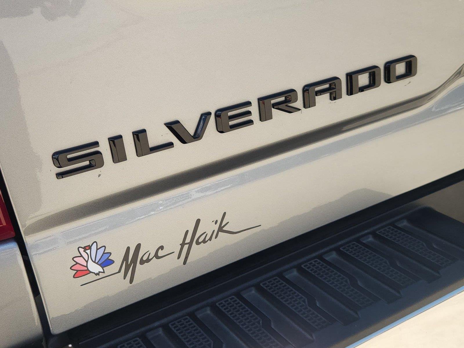2025 Chevrolet Silverado 2500 HD photo 31 of 33