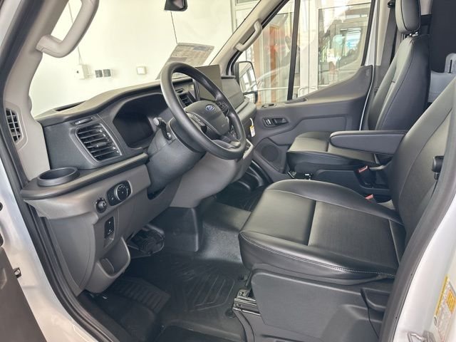New 2026 Oxford White Ford Cargo Van image 10