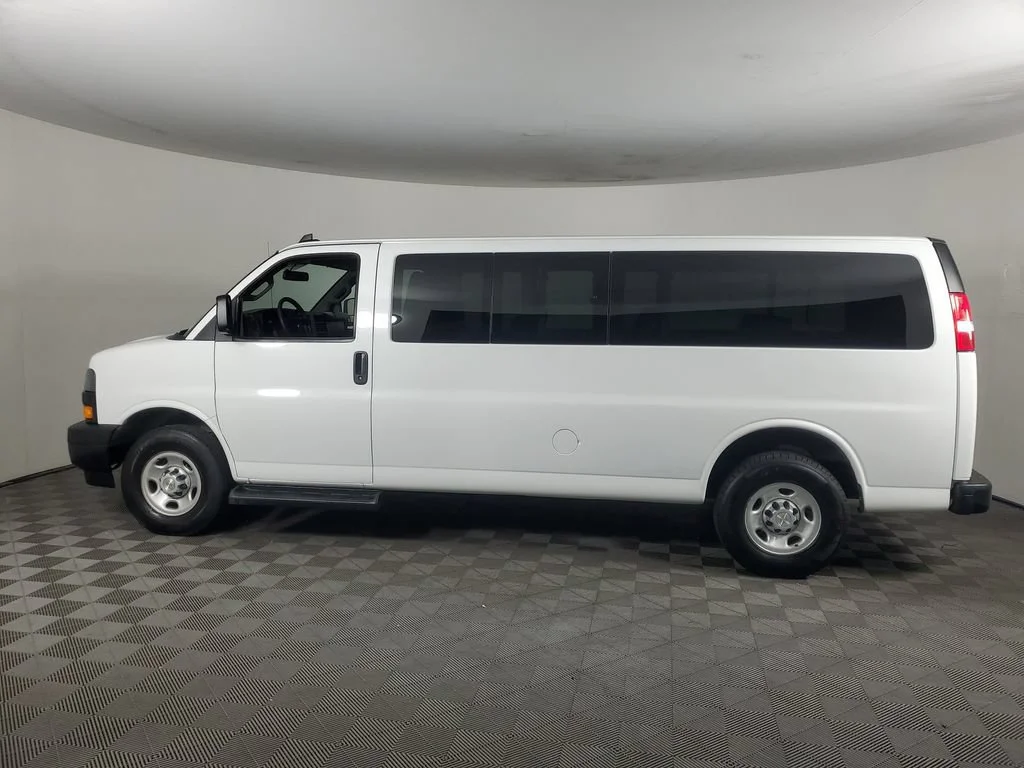 Used 2023 Summit White Chevrolet 1LS image 7