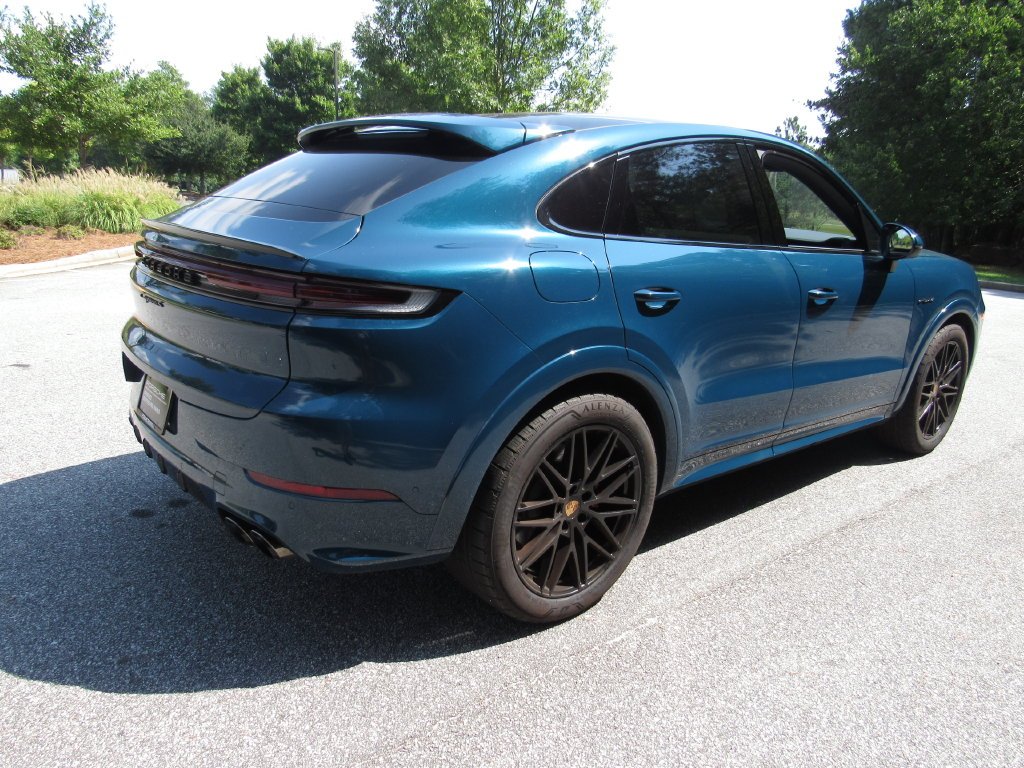 2025 Porsche Cayenne Coupe S E-Hybrid - Photo 7