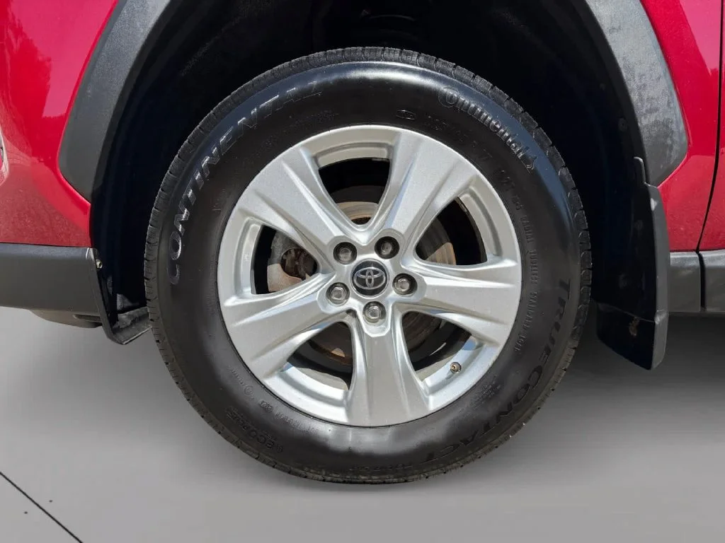 Used 2021 Red Toyota XLE image 8