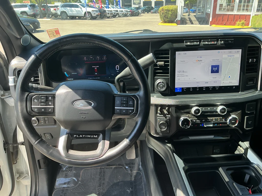 Used 2024 STAR WHITE Ford Platinum image 13