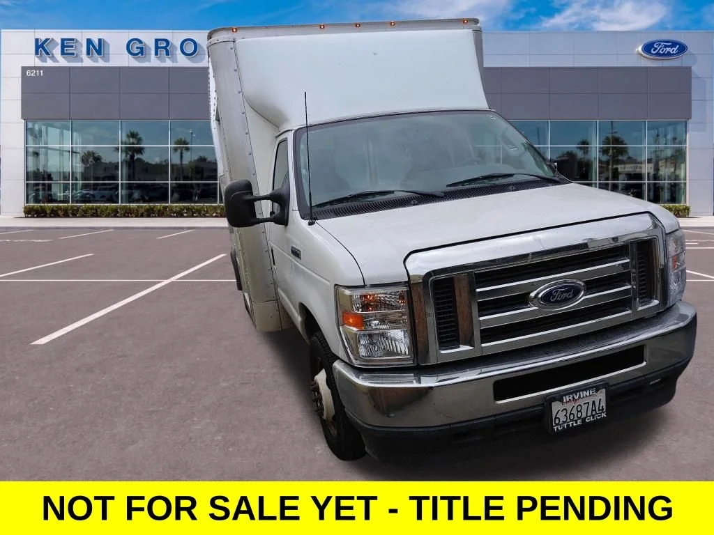 2022 Ford E-Series DRW E-350 Super Duty 158 in WB's photo