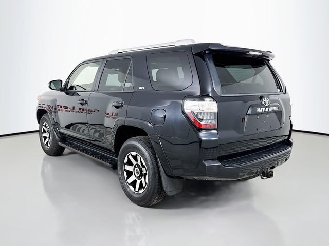 Used 2016 Black Toyota SR5 Premium image 5