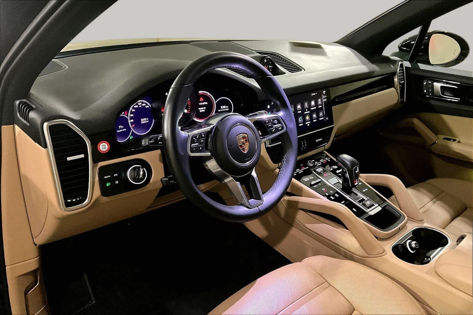 Used 2023 BLUE Porsche  image 17