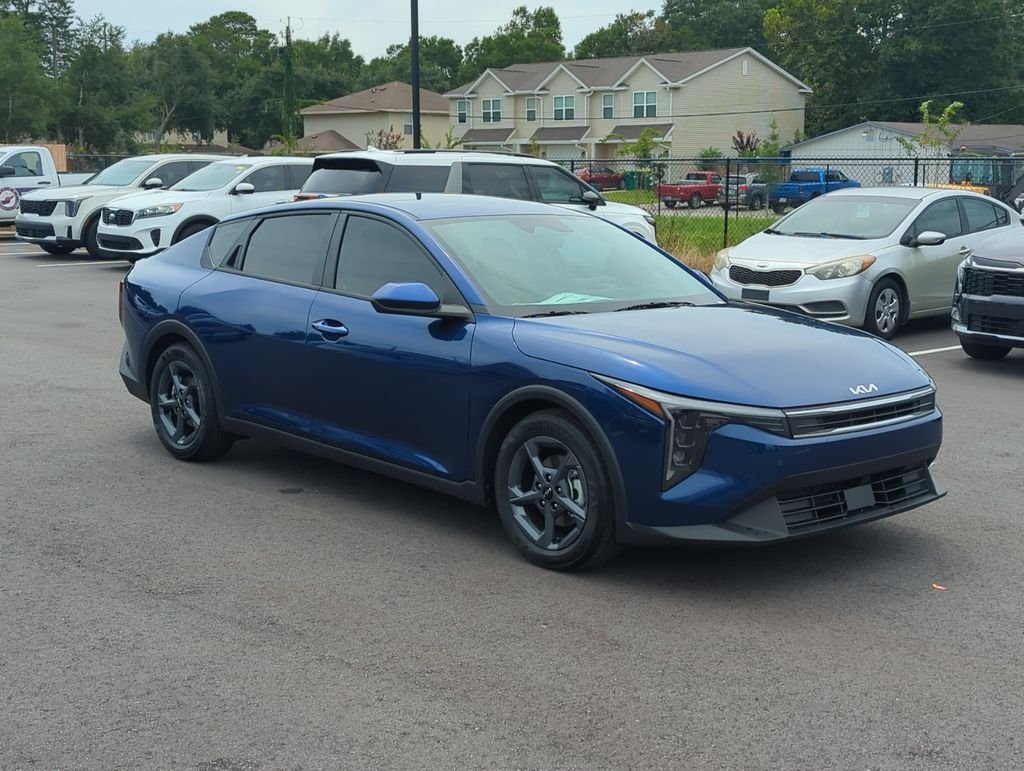 New 2026 Deep Sea Blue Kia LXS image 9