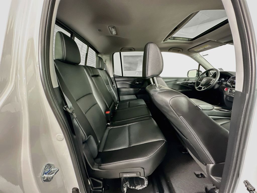 New 2026 Platinum White Pearl Honda RTL image 28