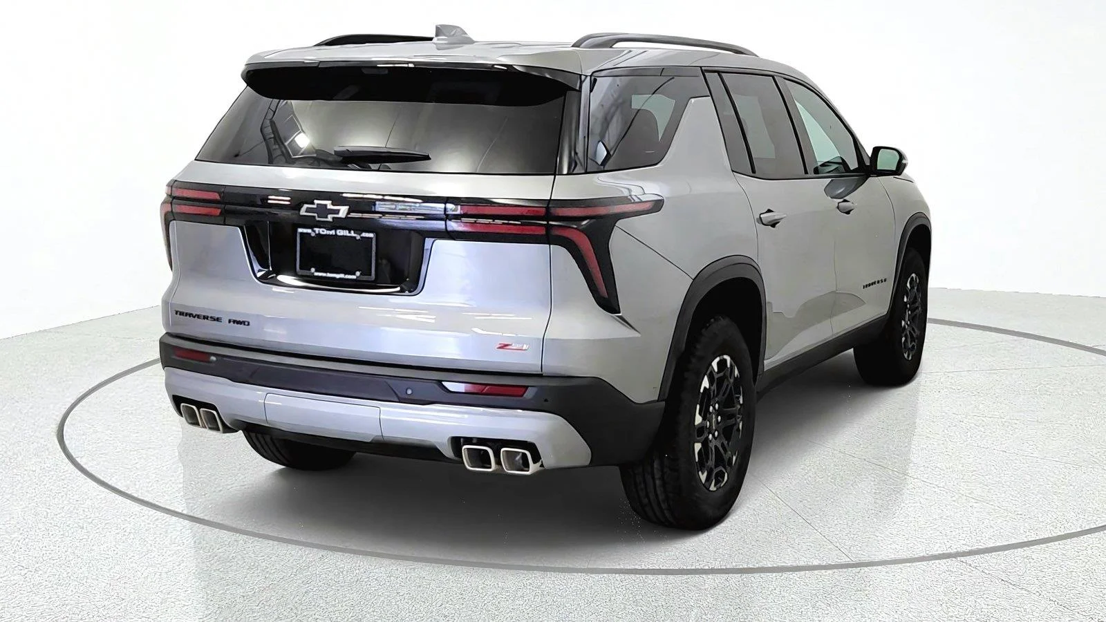 2027 Chevrolet Traverse Z71 - Photo 8