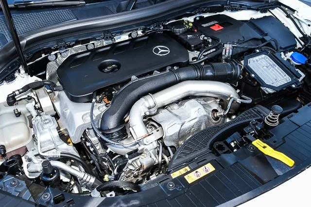 Used 2025 White Mercedes-Benz GLA 250 image 13
