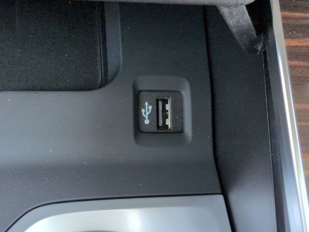 New 2027 Blue Ridge Mountain Metallic BMW xDrive40i image 23