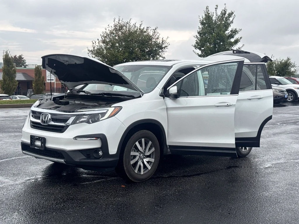 Used 2022 White Honda EX-L image 20