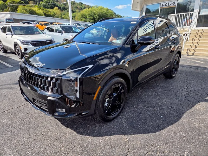 Used 2026 Black Kia X-Line image 3