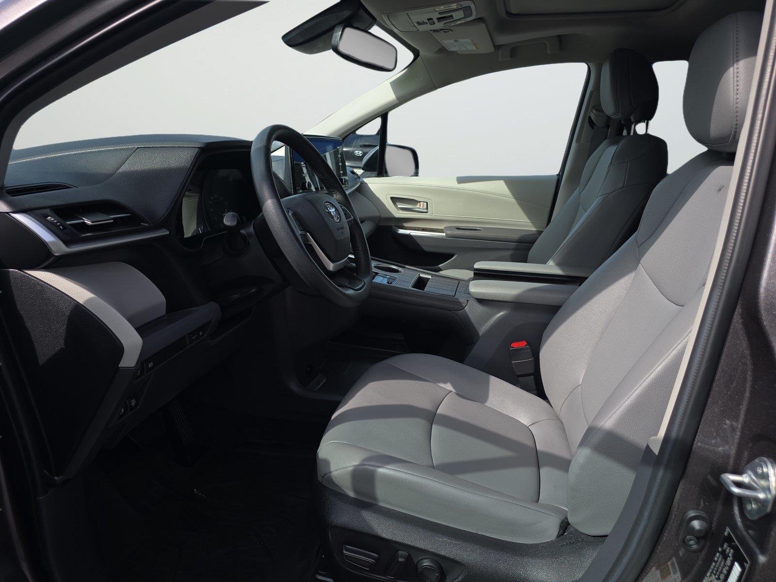 Used 2024 Predawn Gray Mica Toyota XLE image 21