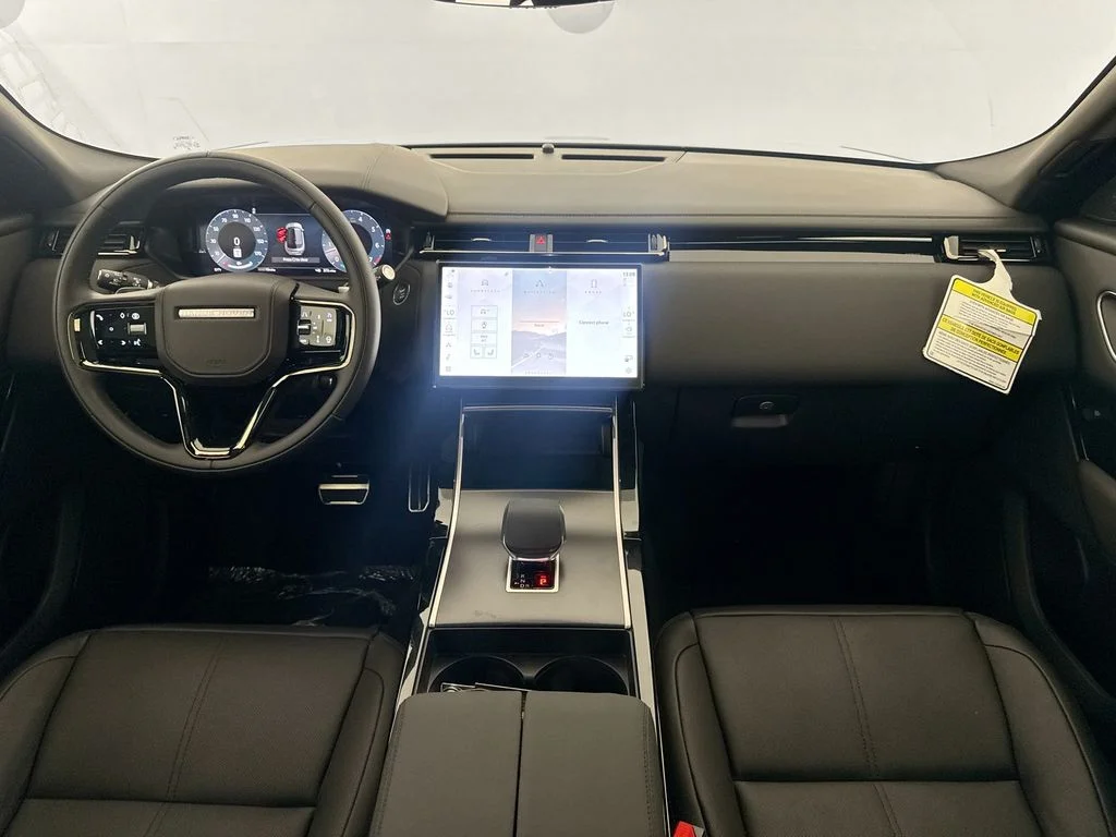 New 2026 Fuji White Land Rover Dynamic SE image 22