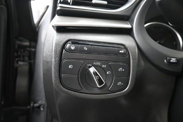 Used 2023 Gray INFINITI LUXE image 15