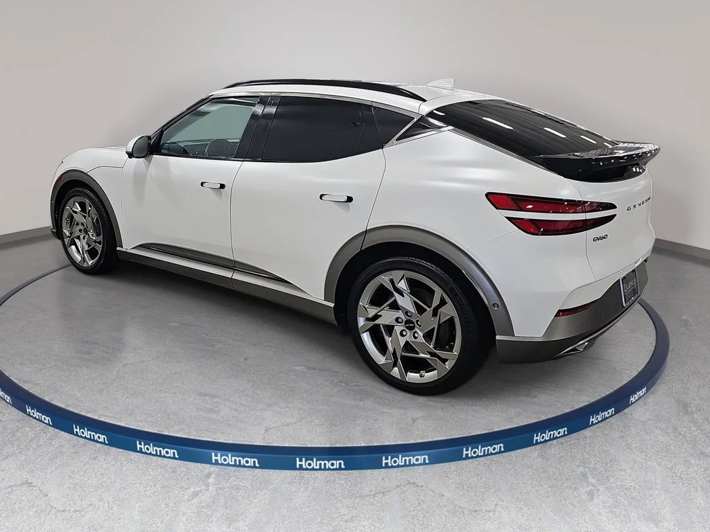 Used 2024 White Genesis Performance image 9