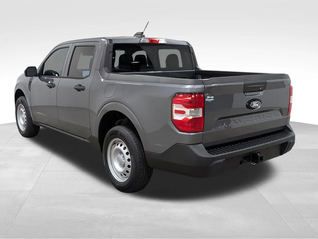 New 2026 Carbonized Gray Metallic Ford XL image 18