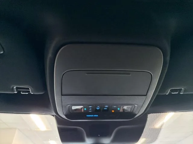 New 2027 Star White Metallic Tri-Coat Ford King Ranch® image 40