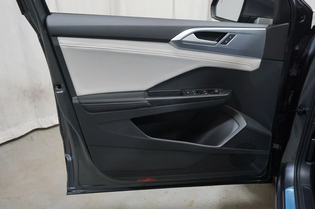 New 2026 Gray Volkswagen 1.5T SE image 24