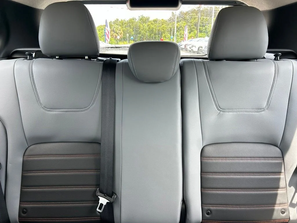 Used 2024 Boulder Gray Metallic Nissan SR image 15