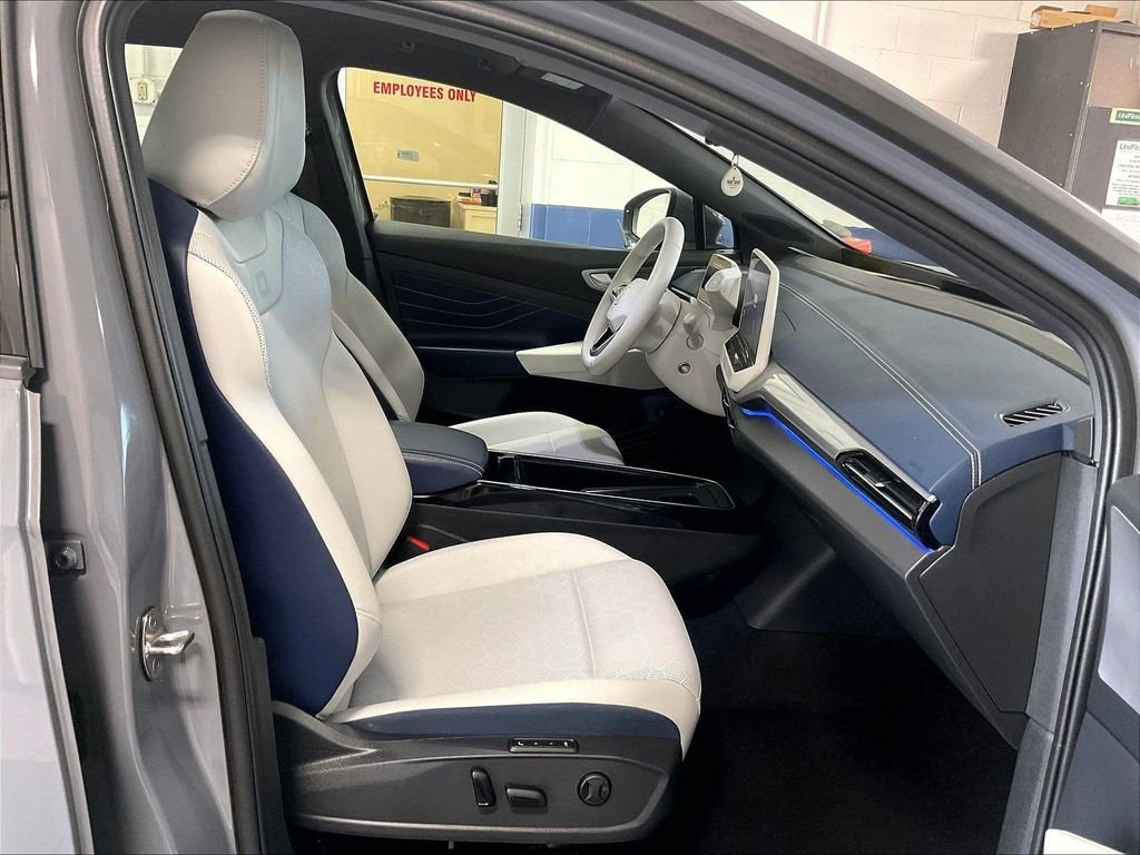 Used 2023 Gray Volkswagen Pro S image 11