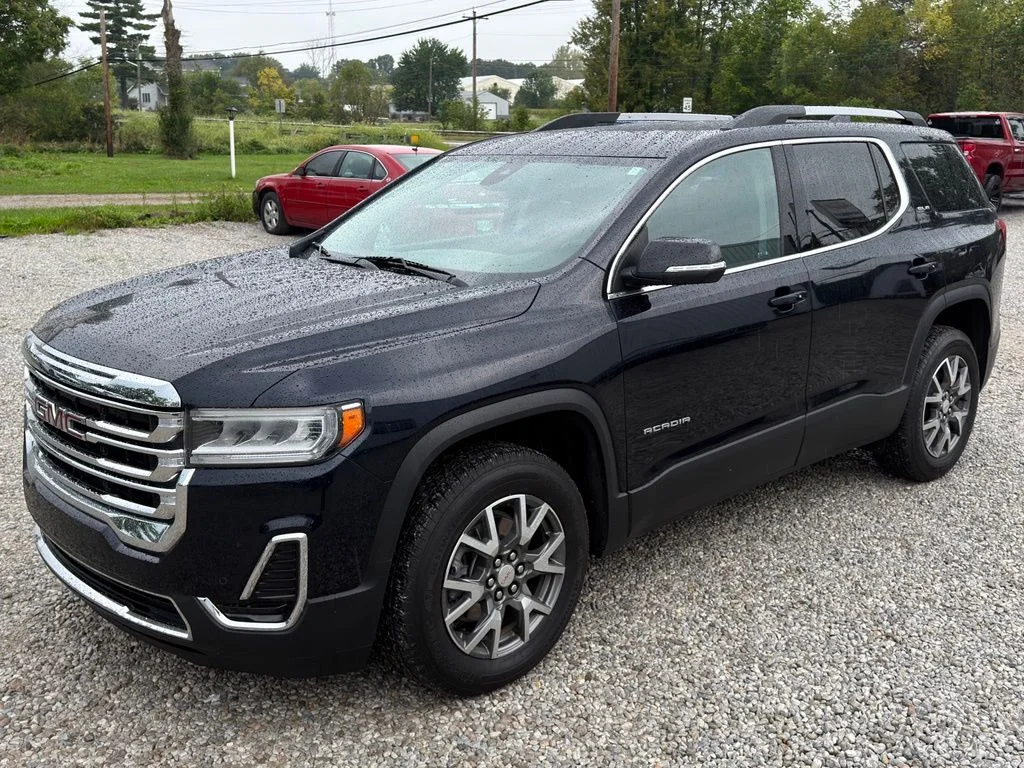 Used 2022 Blue GMC SLE image 10