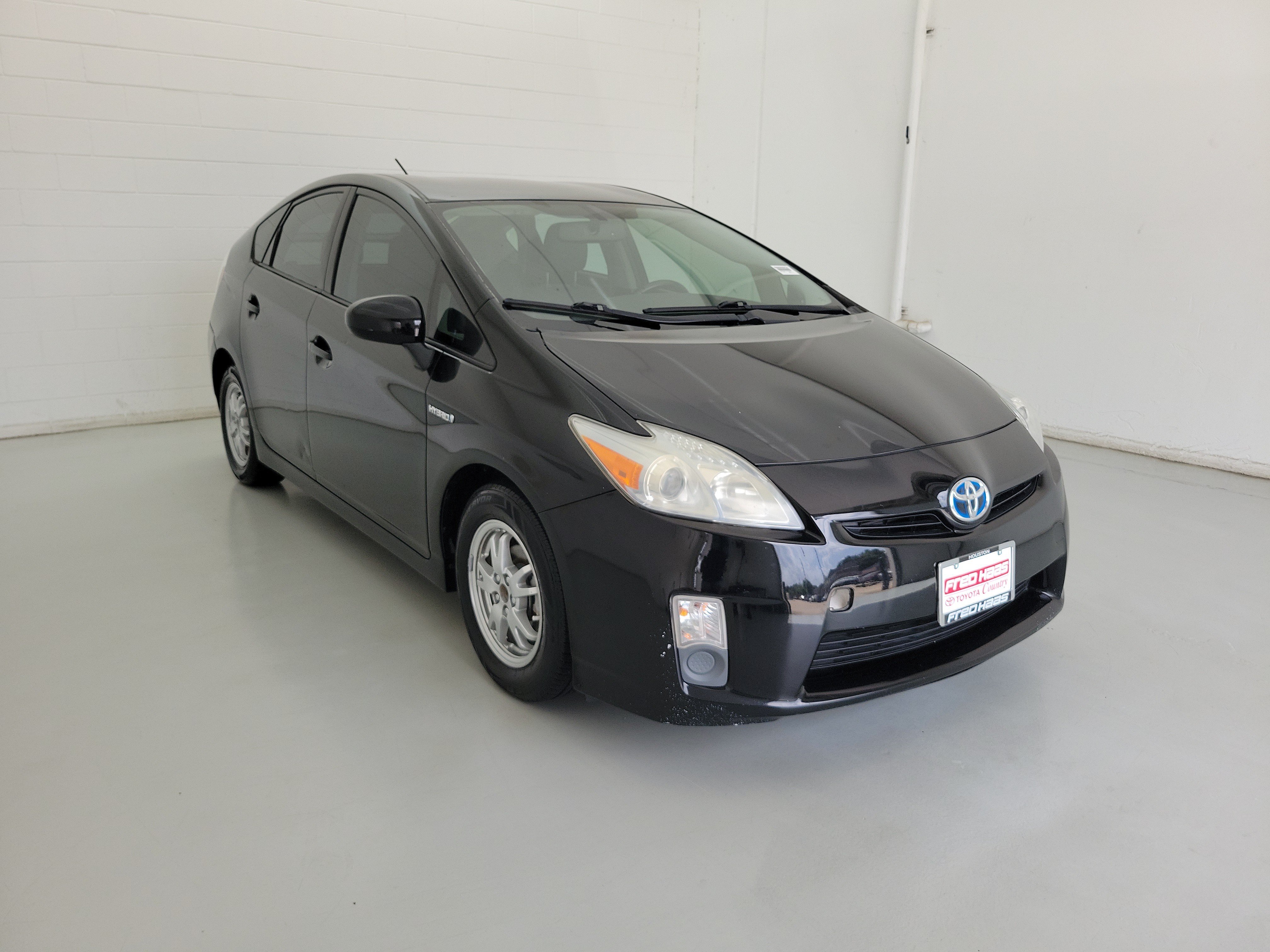 Used 2010 Black Toyota IV image 4