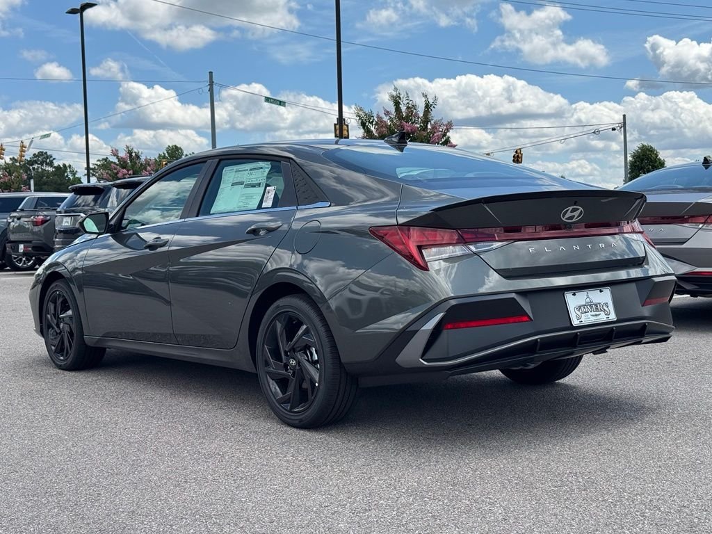 2026 Hyundai Elantra SEL - Photo 10