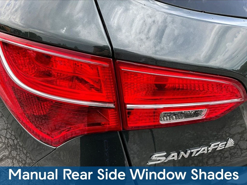 Used 2014 Green Hyundai Base image 25