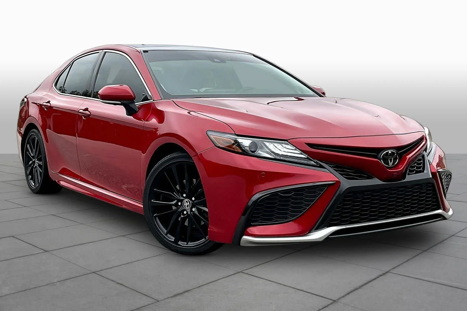 Used 2024 Supersonic Red Toyota XSE V6 image 3