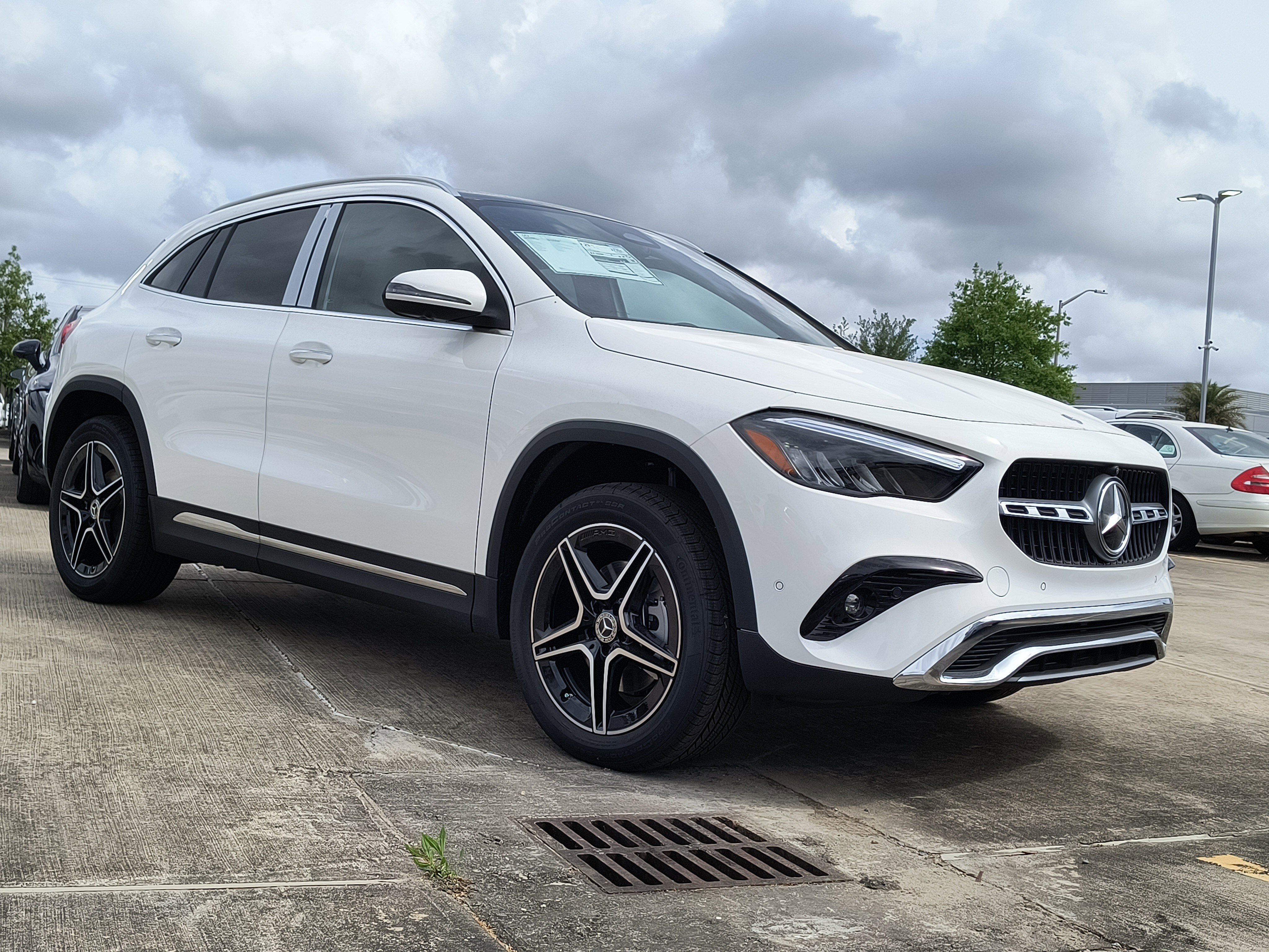 New 2026 Polar White Mercedes-Benz GLA 250 image 20