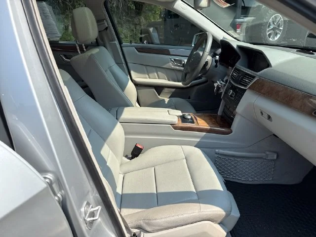 Used 2012 Quartz Blue Metallic Mercedes-Benz E 350 image 9