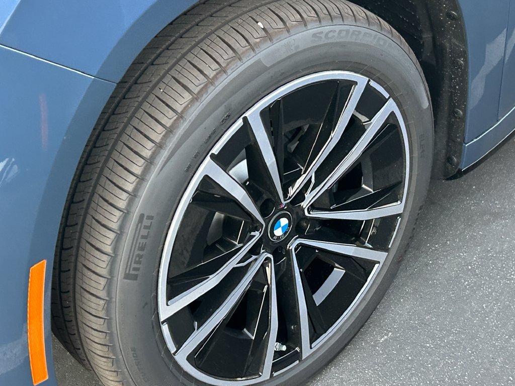 New 2027 Ocean Wave Blue Metallic BMW  image 2