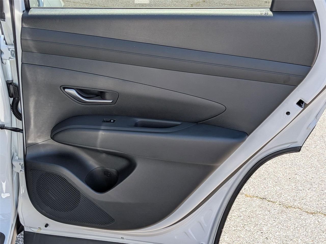New 2026 Serenity White Pearl Hyundai SEL AWD image 30