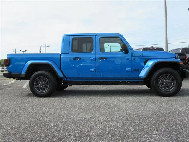 New 2026 Hydro Blue Pearl-Coat Exterior Paint Jeep Sport S image 2
