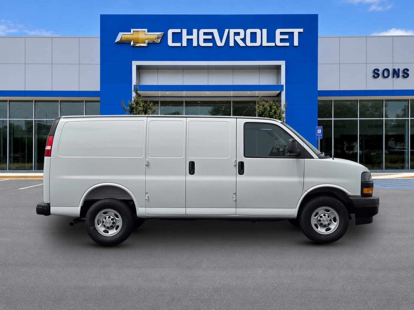 2026 Chevrolet Express Cargo Work Van - Photo 5