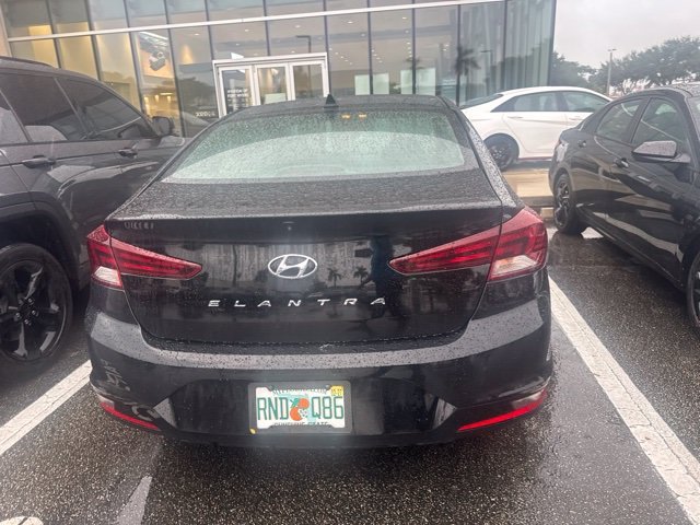 Used 2020 Phantom Black Hyundai SEL image 5