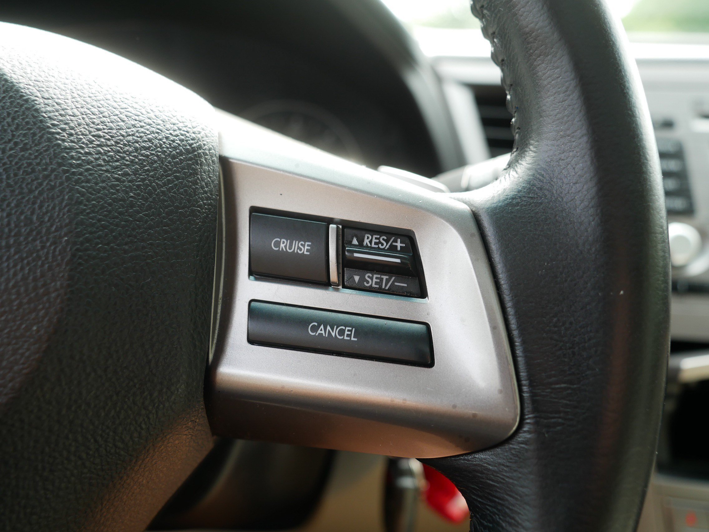 Used 2012 Deep Indigo Pearl Subaru 2.5i Limited image 29