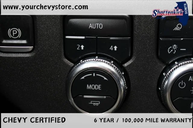 Used 2025 Black GMC SLT image 30