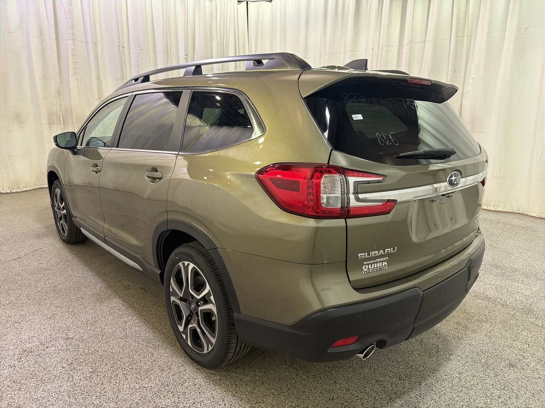 New 2026 Autumn Green Metallic Subaru Limited image 9