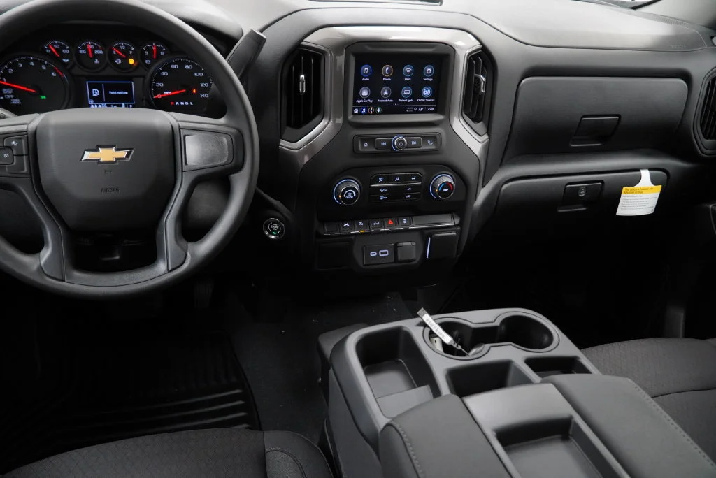 New 2026 Summit White Chevrolet Custom image 13