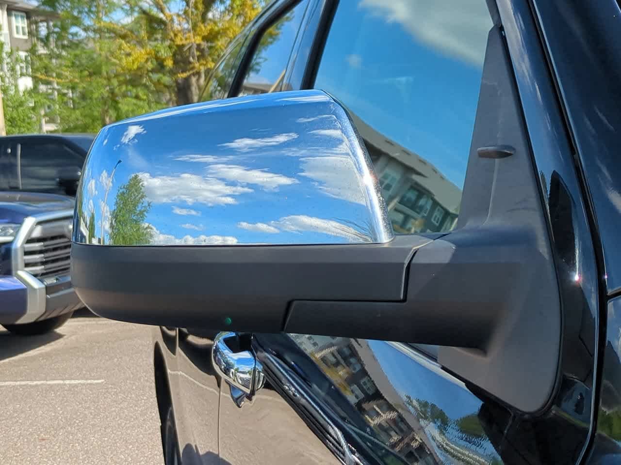Used 2018 Midnight Black Metallic Toyota Platinum image 12