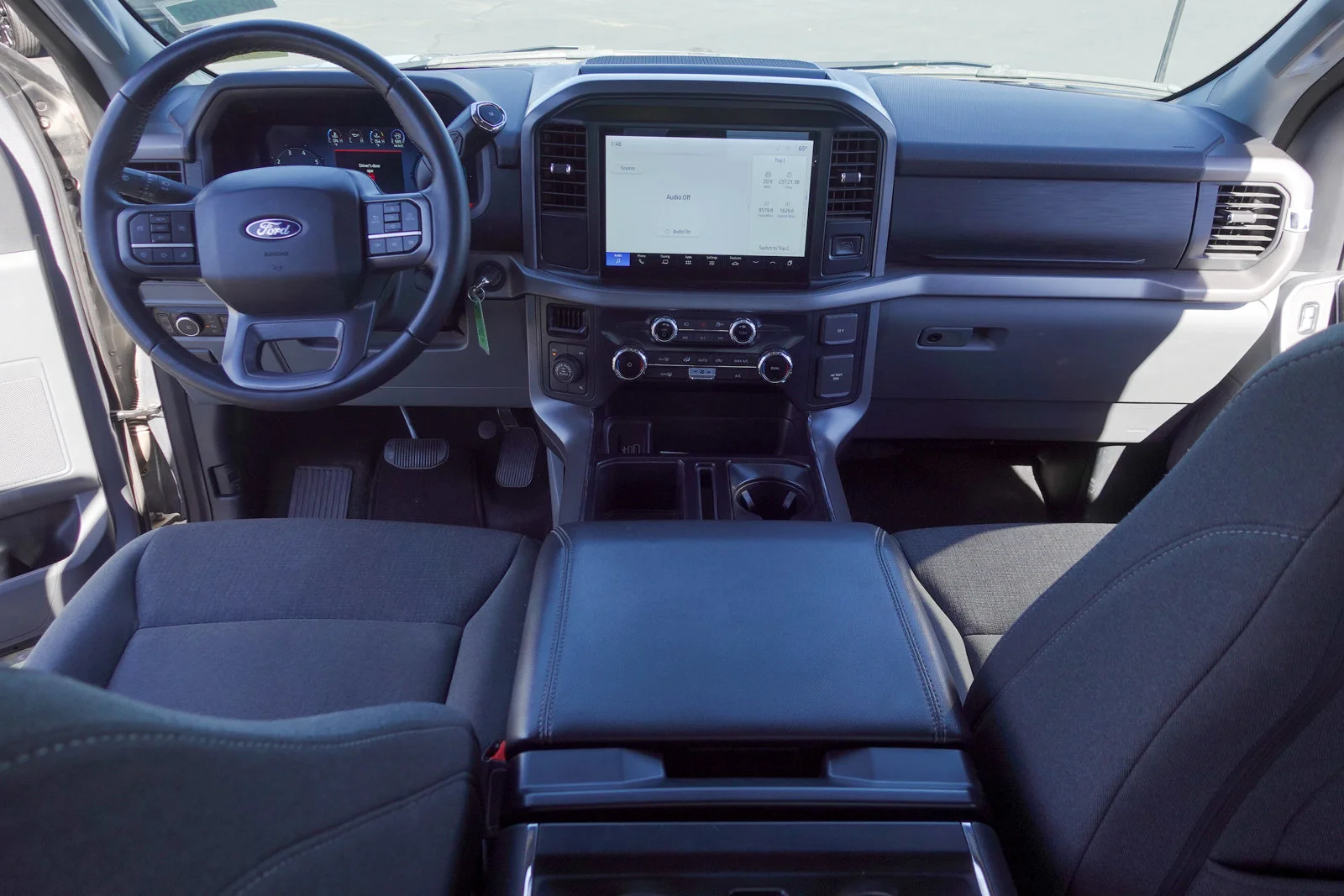 Used 2025 Silver Metallic Ford XLT image 10