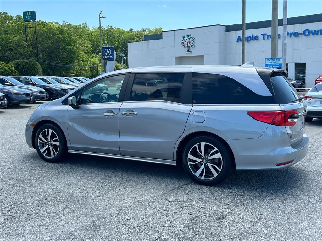 2023 Honda Odyssey Touring - Photo 5