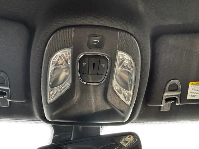 New 2026 Black Jeep Latitude image 22