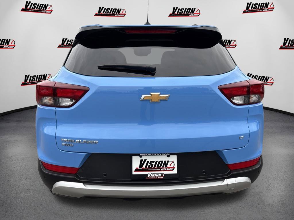 Used 2024 Blue Chevrolet LT image 7